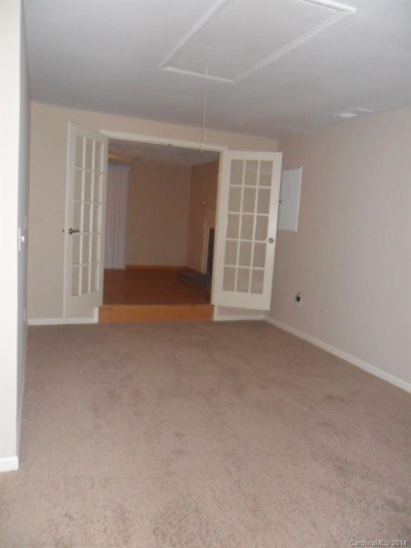 Pheasant Knoll - Residential Lease