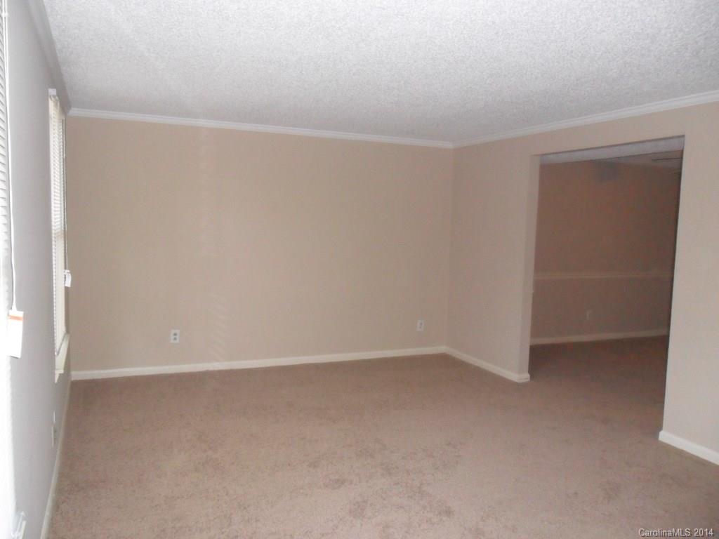 Pheasant Knoll - Residential Lease