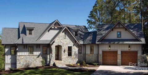 28 Spruce Lane 28 Zirconia NC 28790