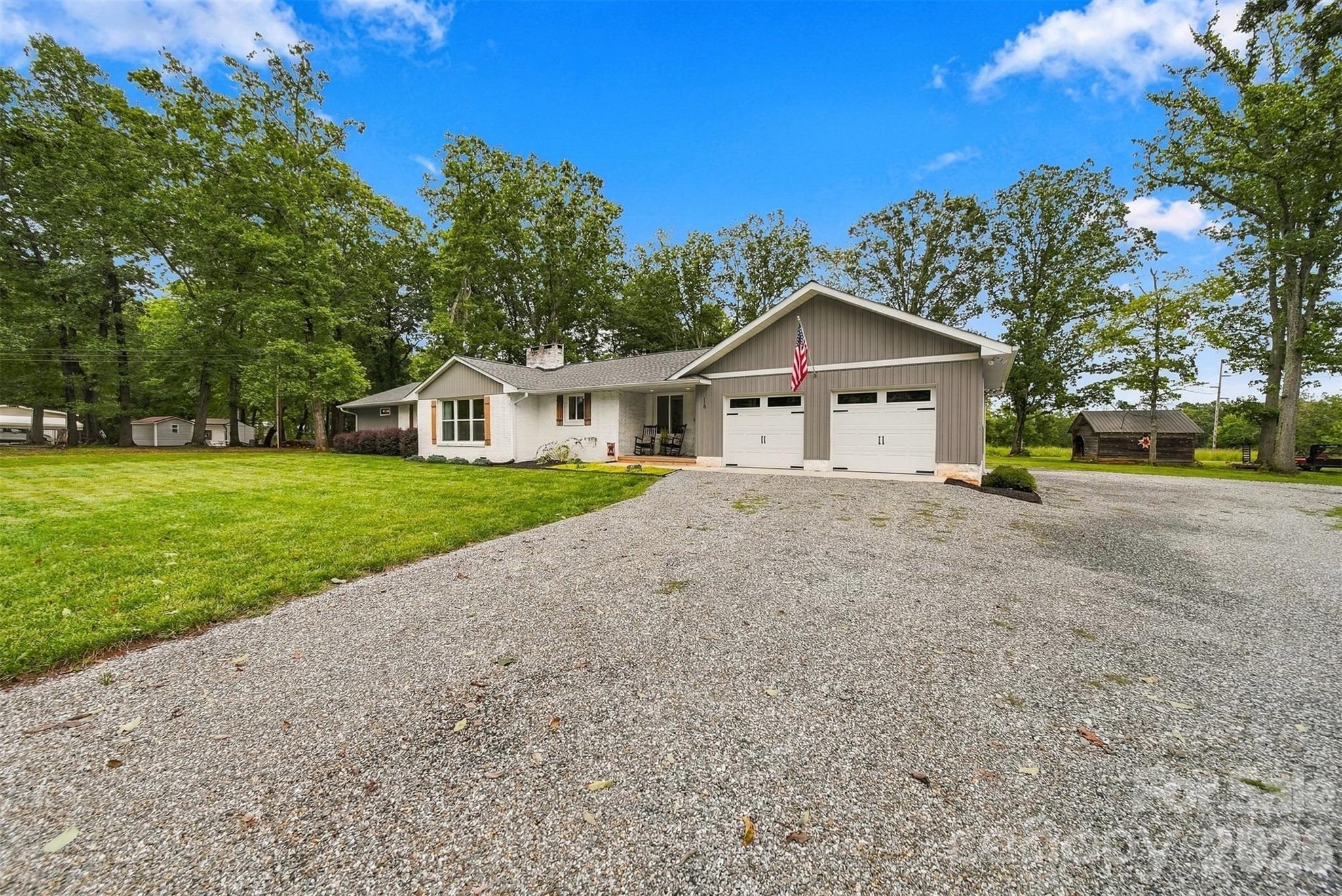 118 Chestnut Oak Road