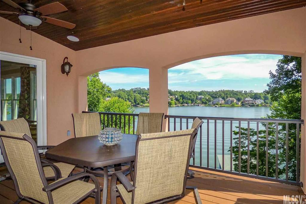 Moores Ferry - Residential