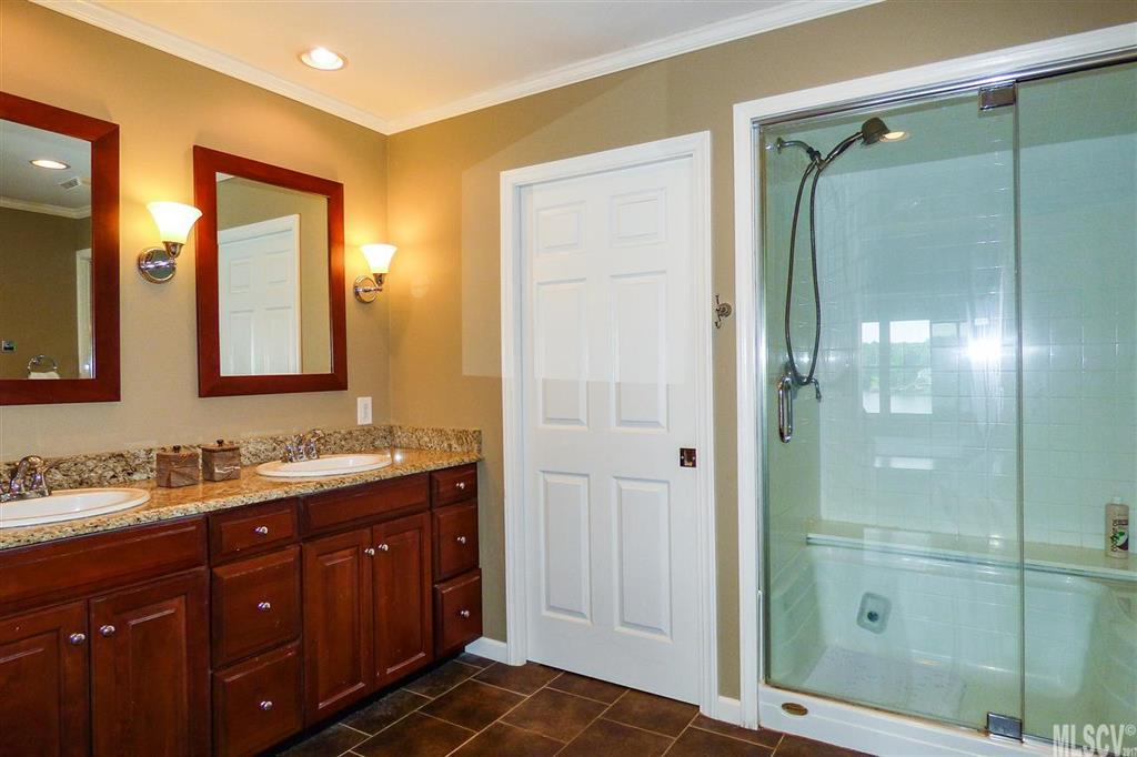 Moores Ferry - Residential