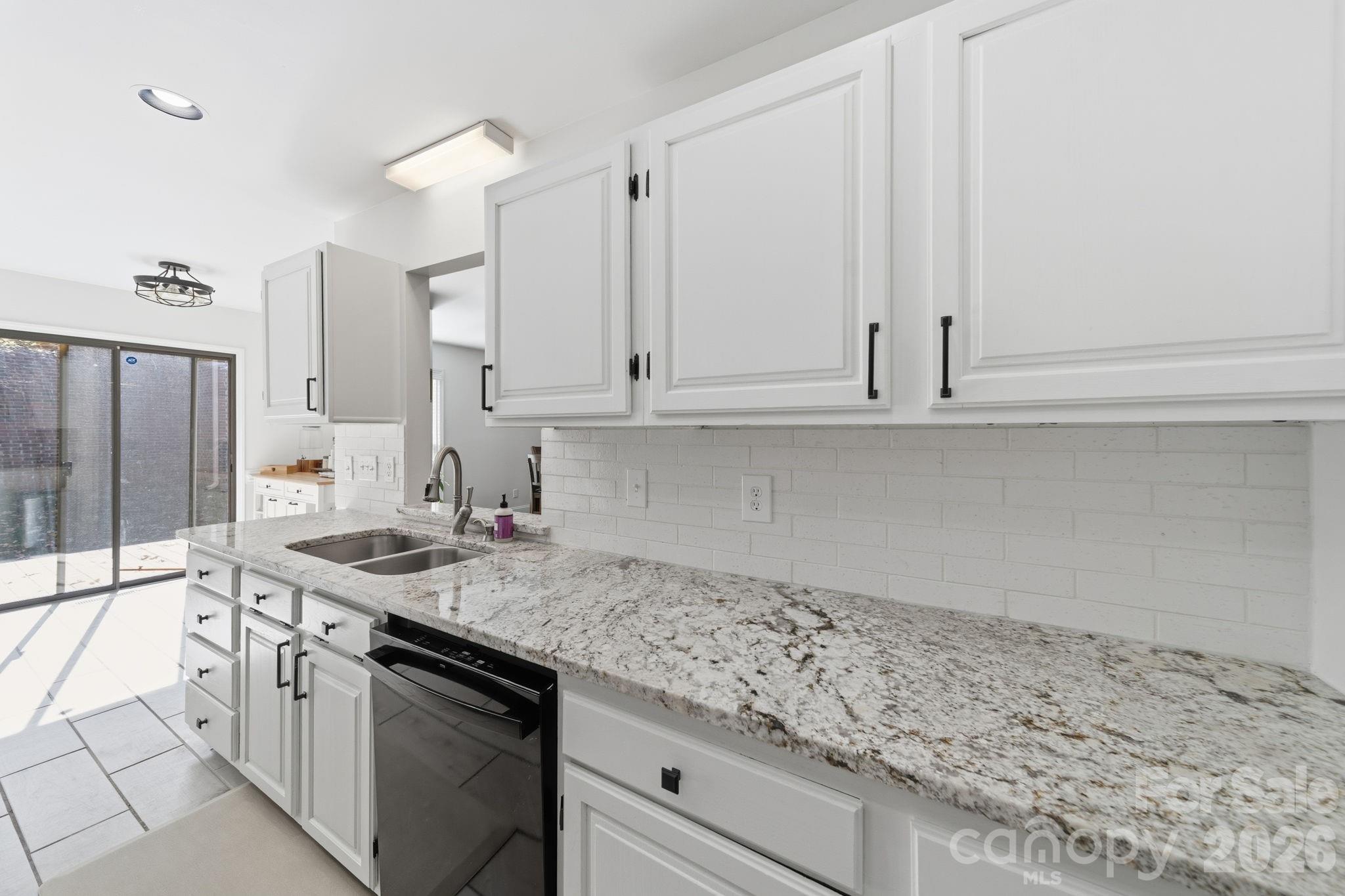 Carsons Pond - Residential