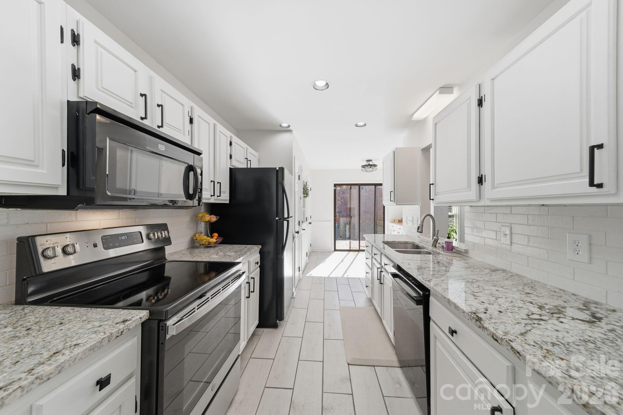 Carsons Pond - Residential