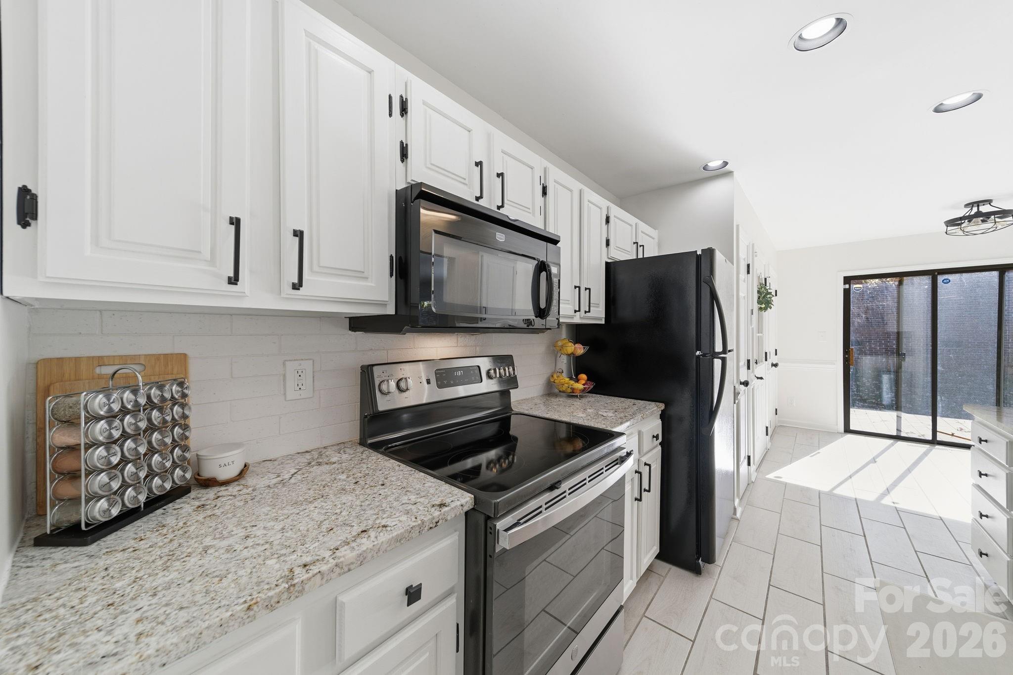 Carsons Pond - Residential