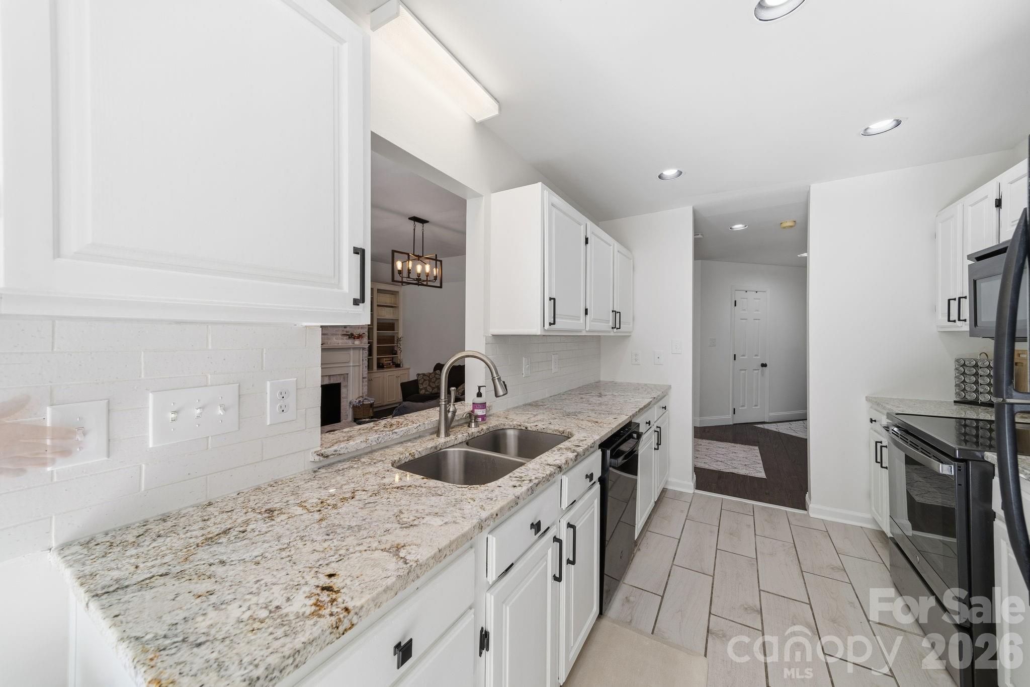 Carsons Pond - Residential