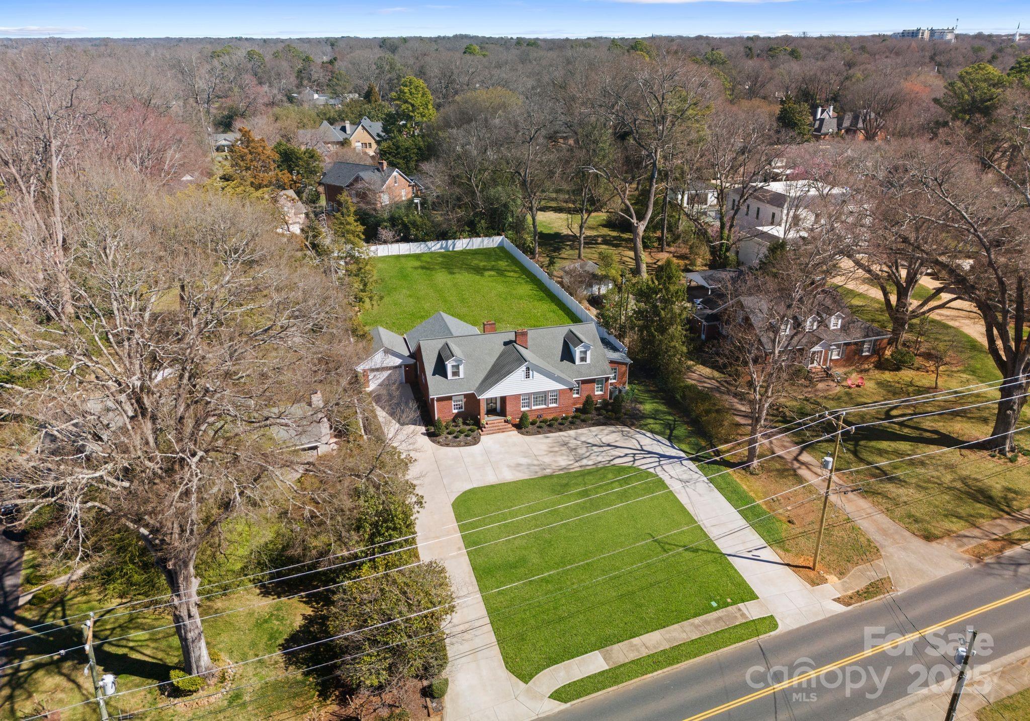 2701 Sharon Road