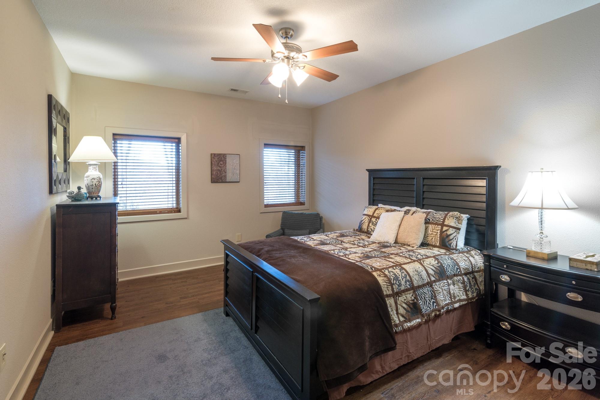 Laurel Ridge - Residential