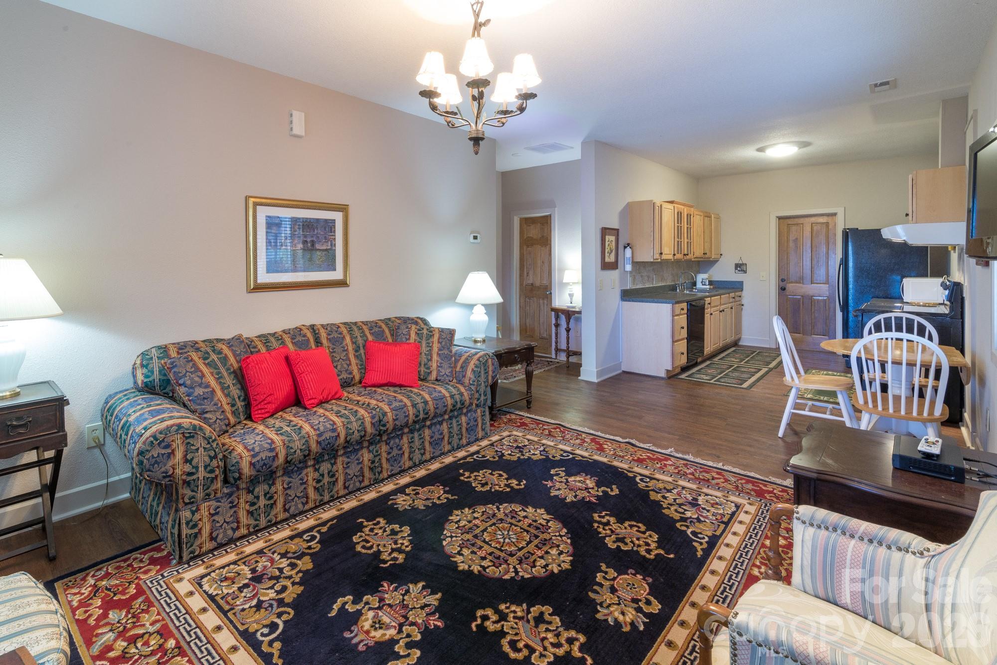 Laurel Ridge - Residential