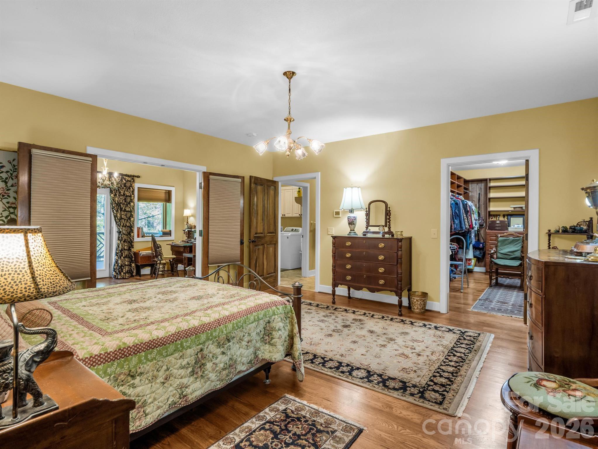 Laurel Ridge - Residential