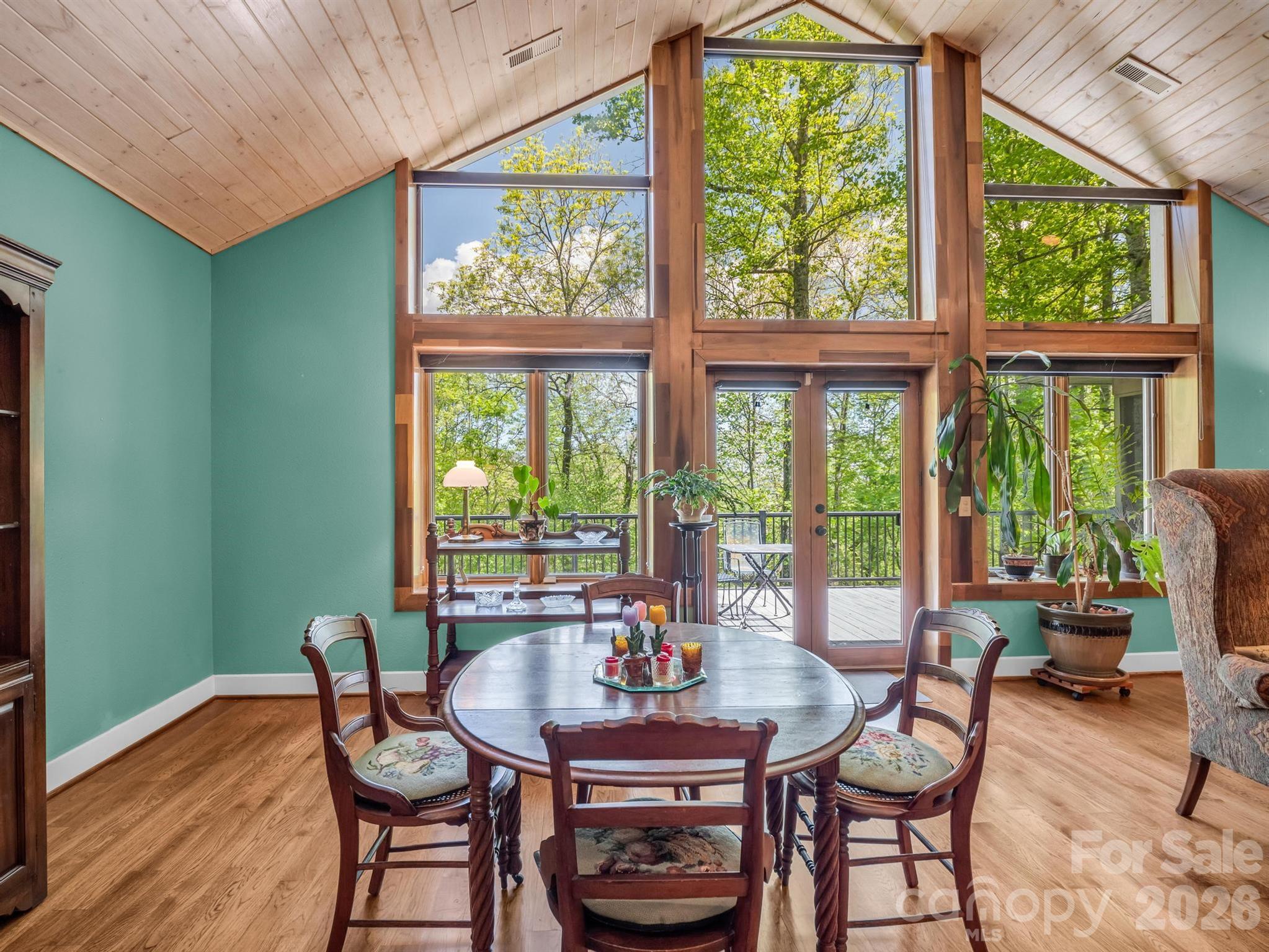 Laurel Ridge - Residential