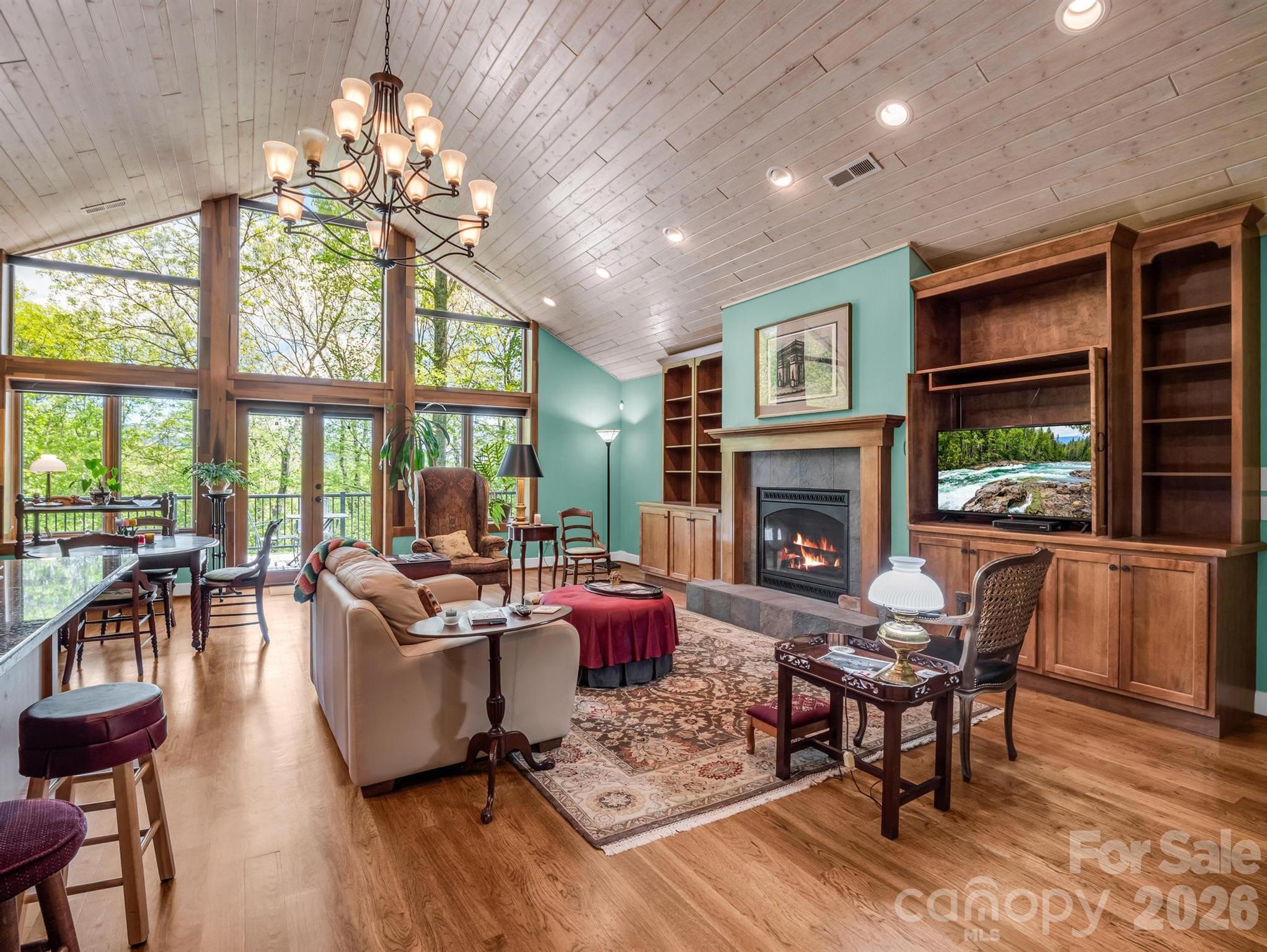 Laurel Ridge - Residential