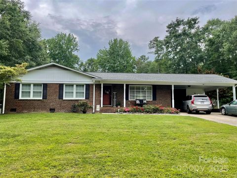 218 Hardin Circle Grover NC 28073