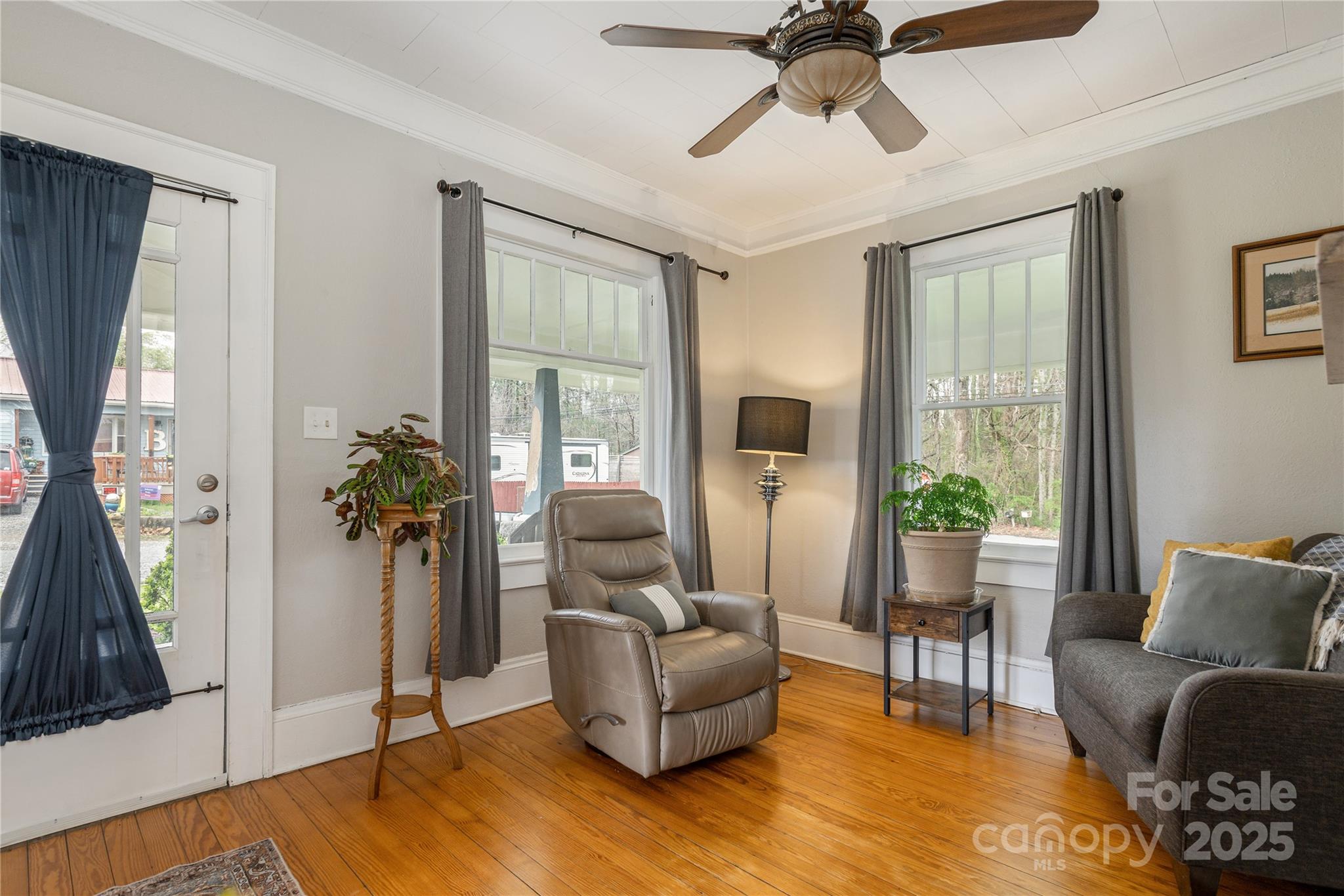 506 W Blue Ridge Road