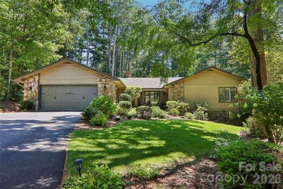 133 Larchmont Drive Hendersonville NC 28791