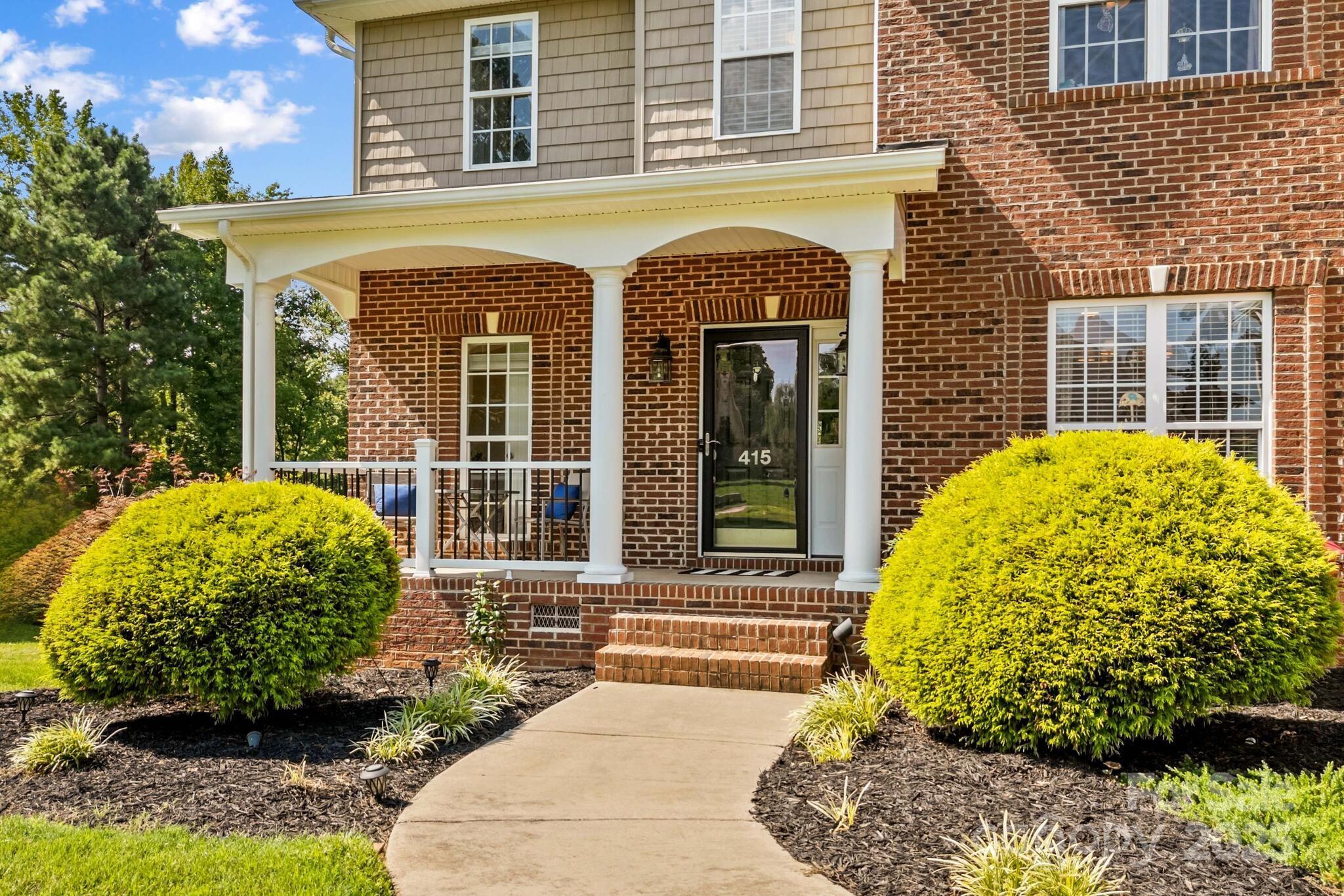 415 Autumnlight Drive