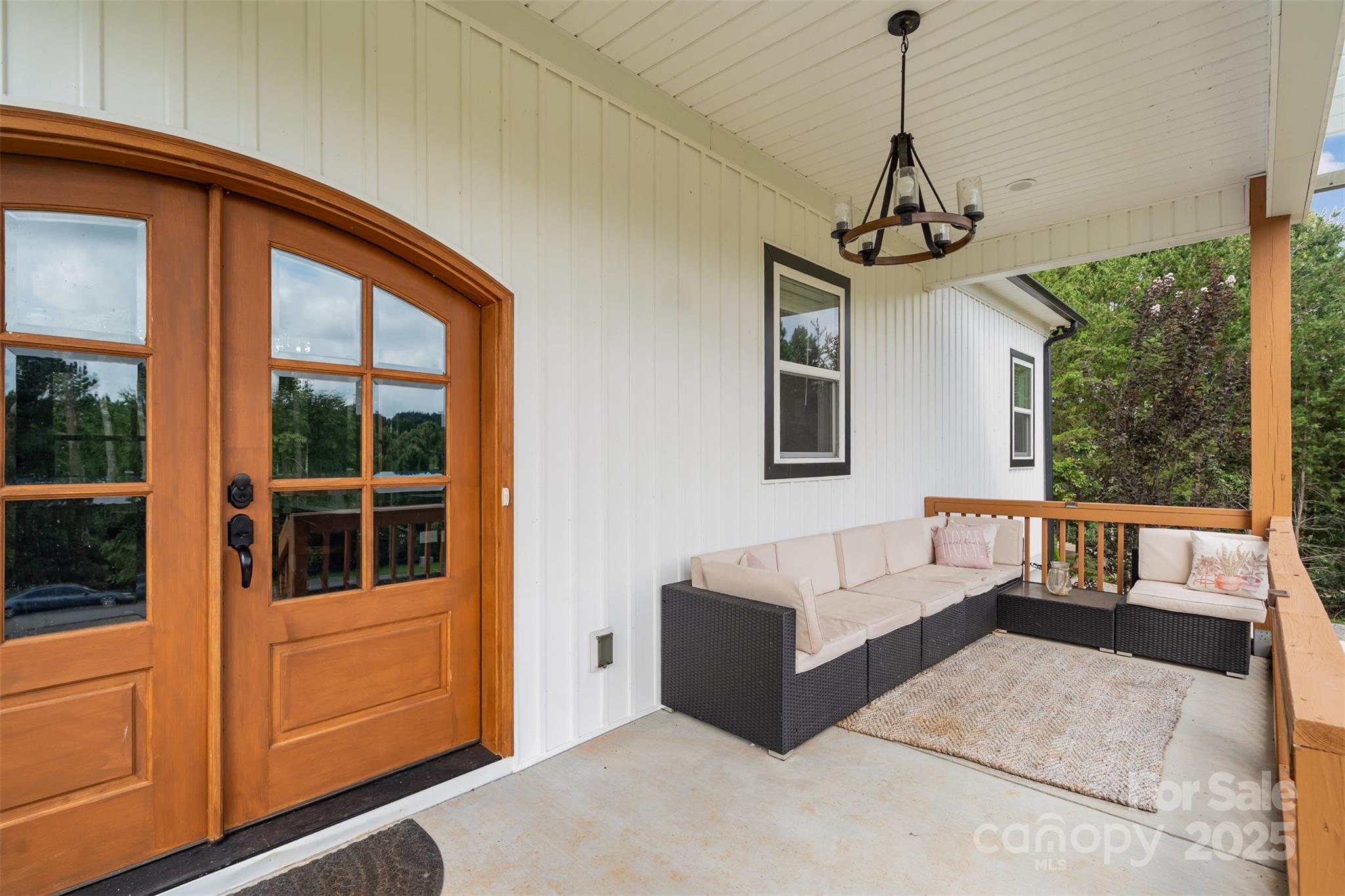 127 Beacon Ridge Drive