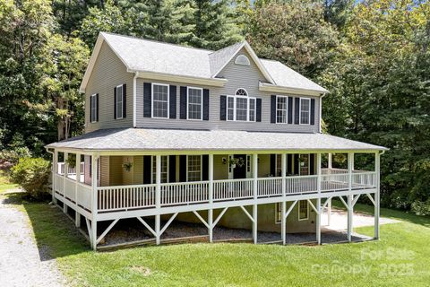 135 Whitaker Road Fairview NC 28730