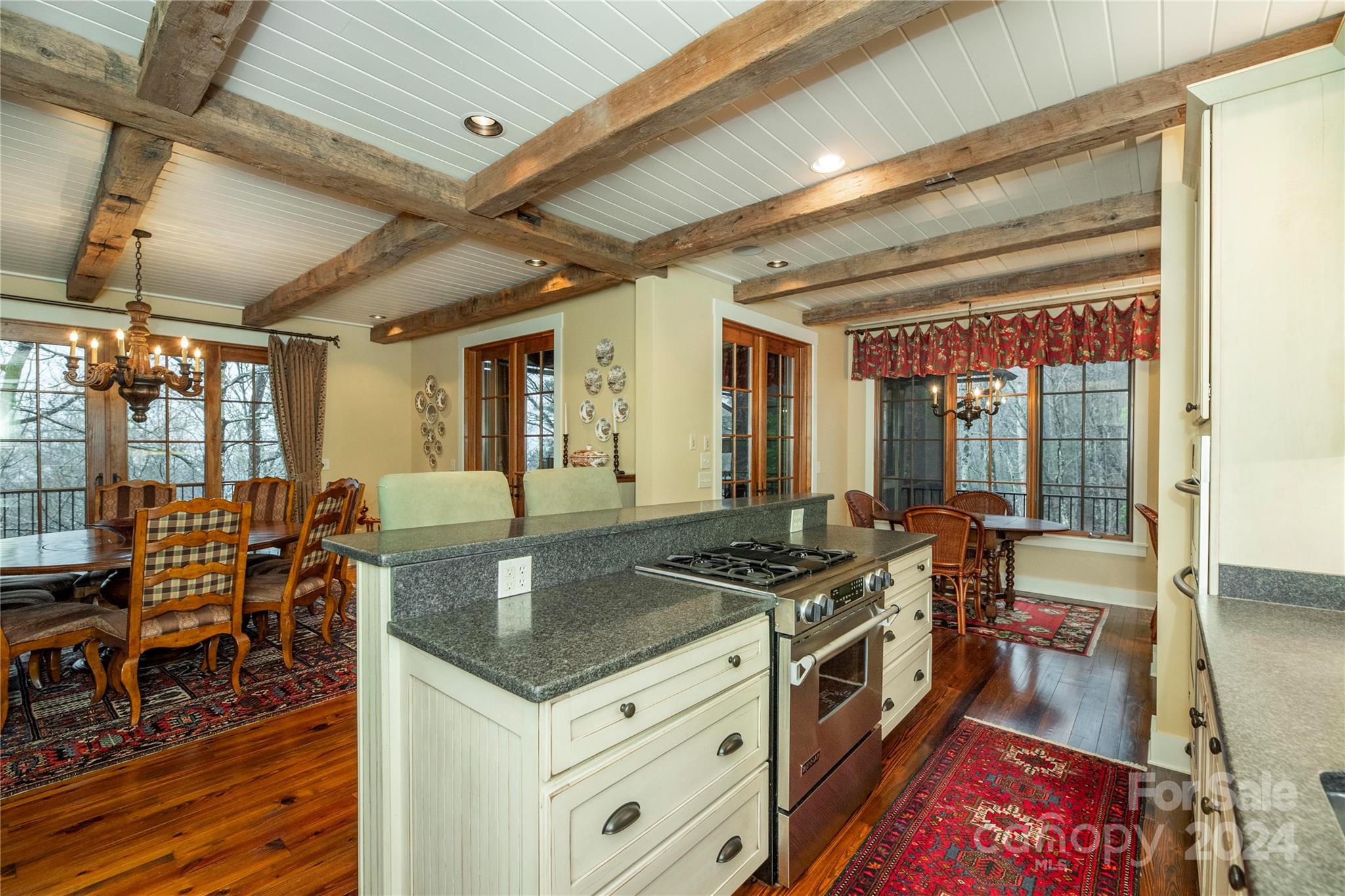 Straus Park - Residential