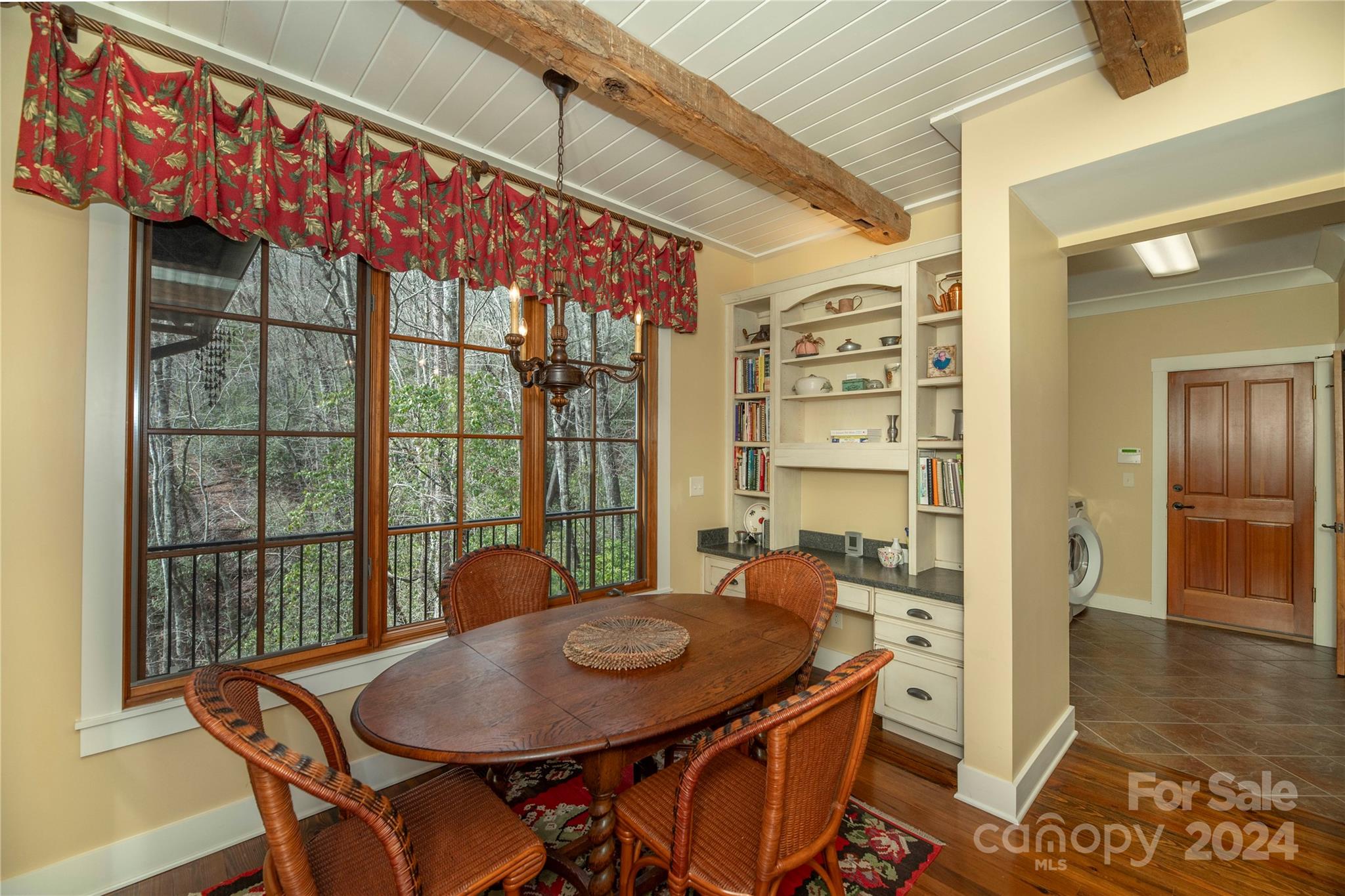 Straus Park - Residential