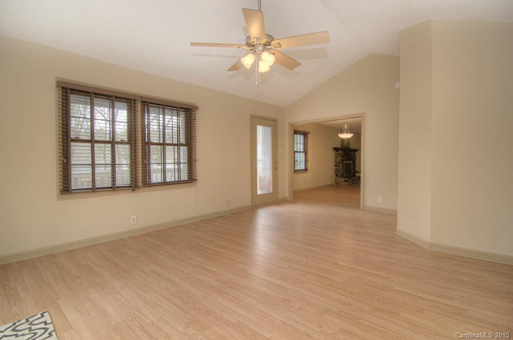 Tega Cay - Residential