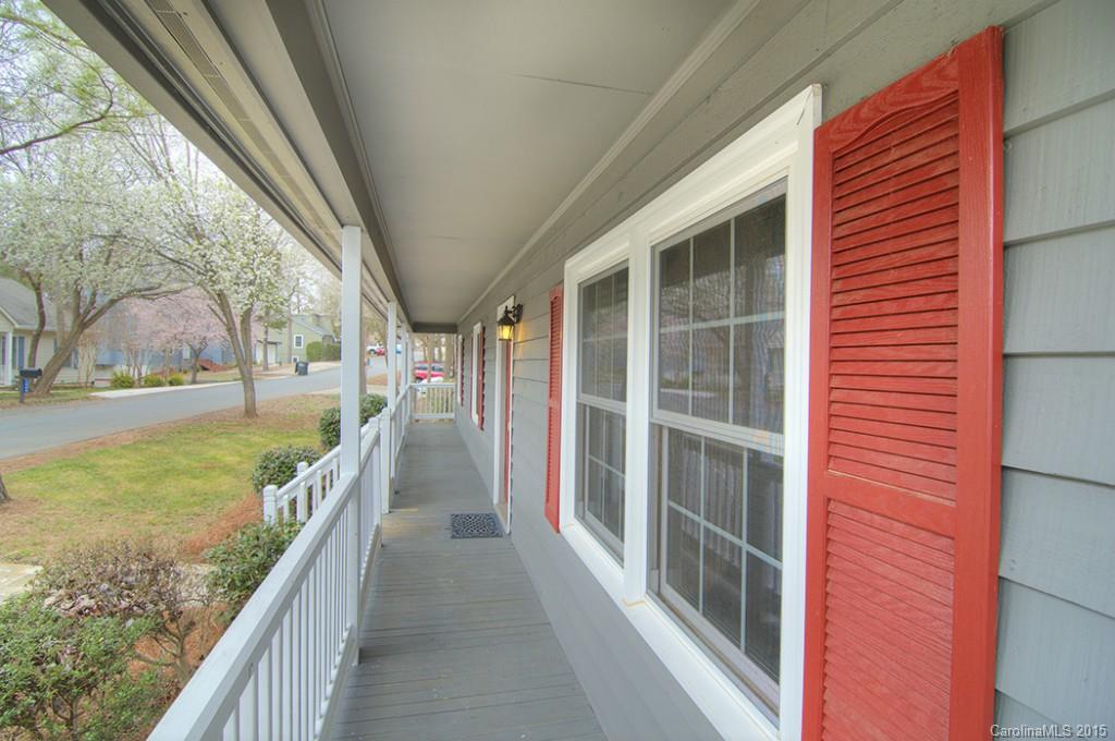 Tega Cay - Residential