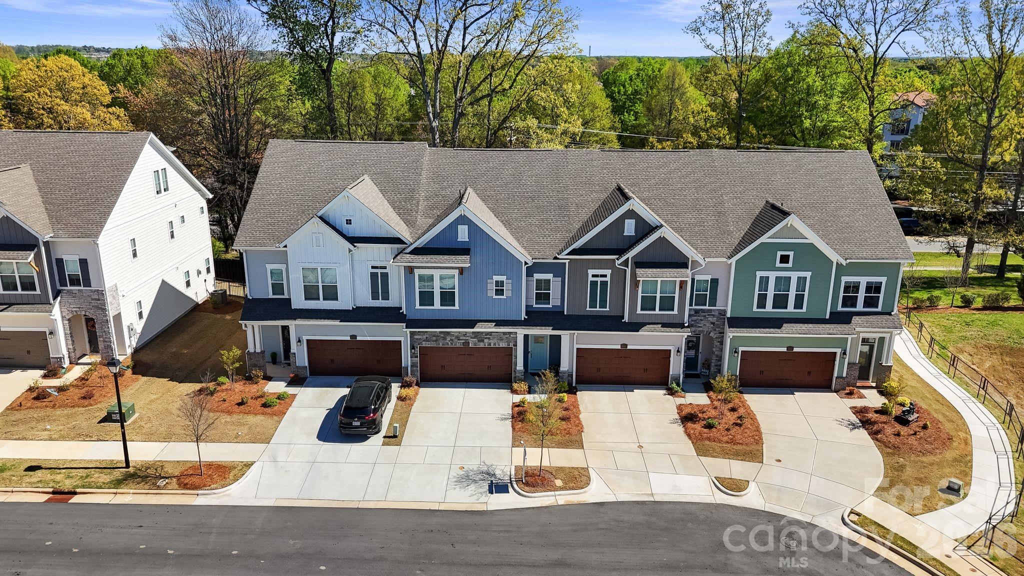 The Retreat At West Catawba - Residential