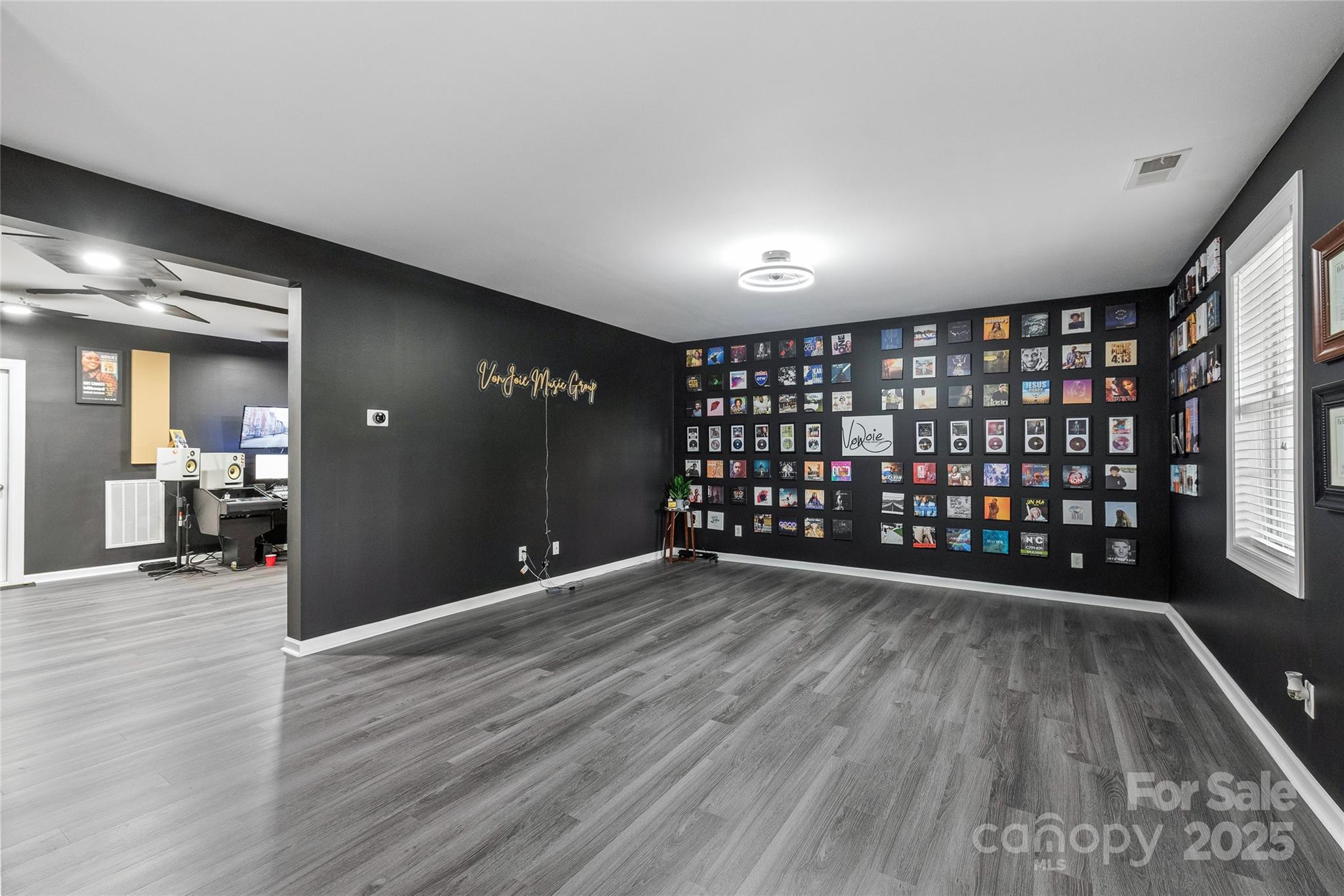 The Vineyards on Lake Wylie - Residential