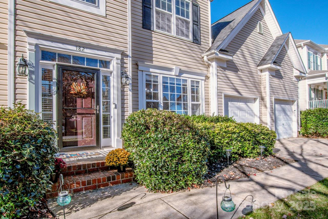 182 Harris Farm Road