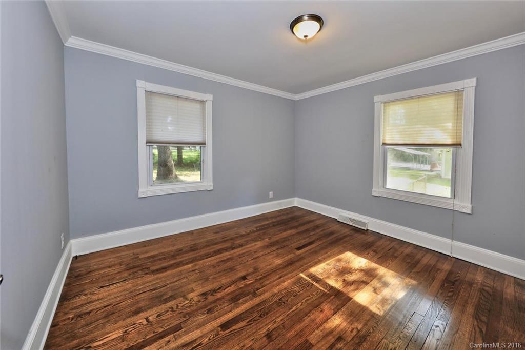 Oakwood Acres - Residential