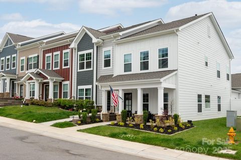 58 Walnut Springs Drive Asheville NC 28804