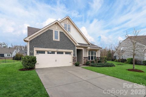 Photo of 2002 Trindle Vine Lane, Waxhaw, NC 28173 (MLS # 4306300)