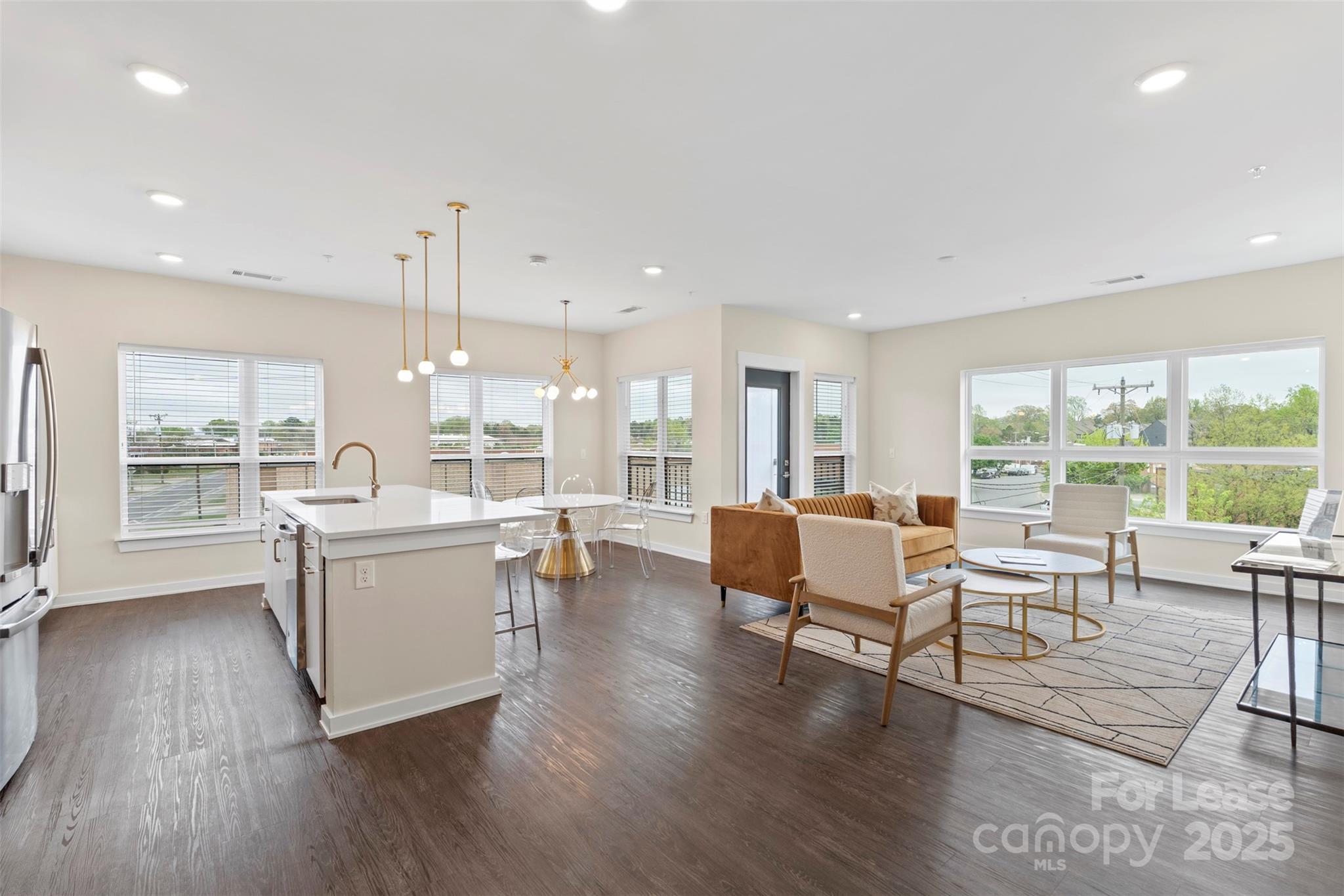 3630 N Davidson Street 3301