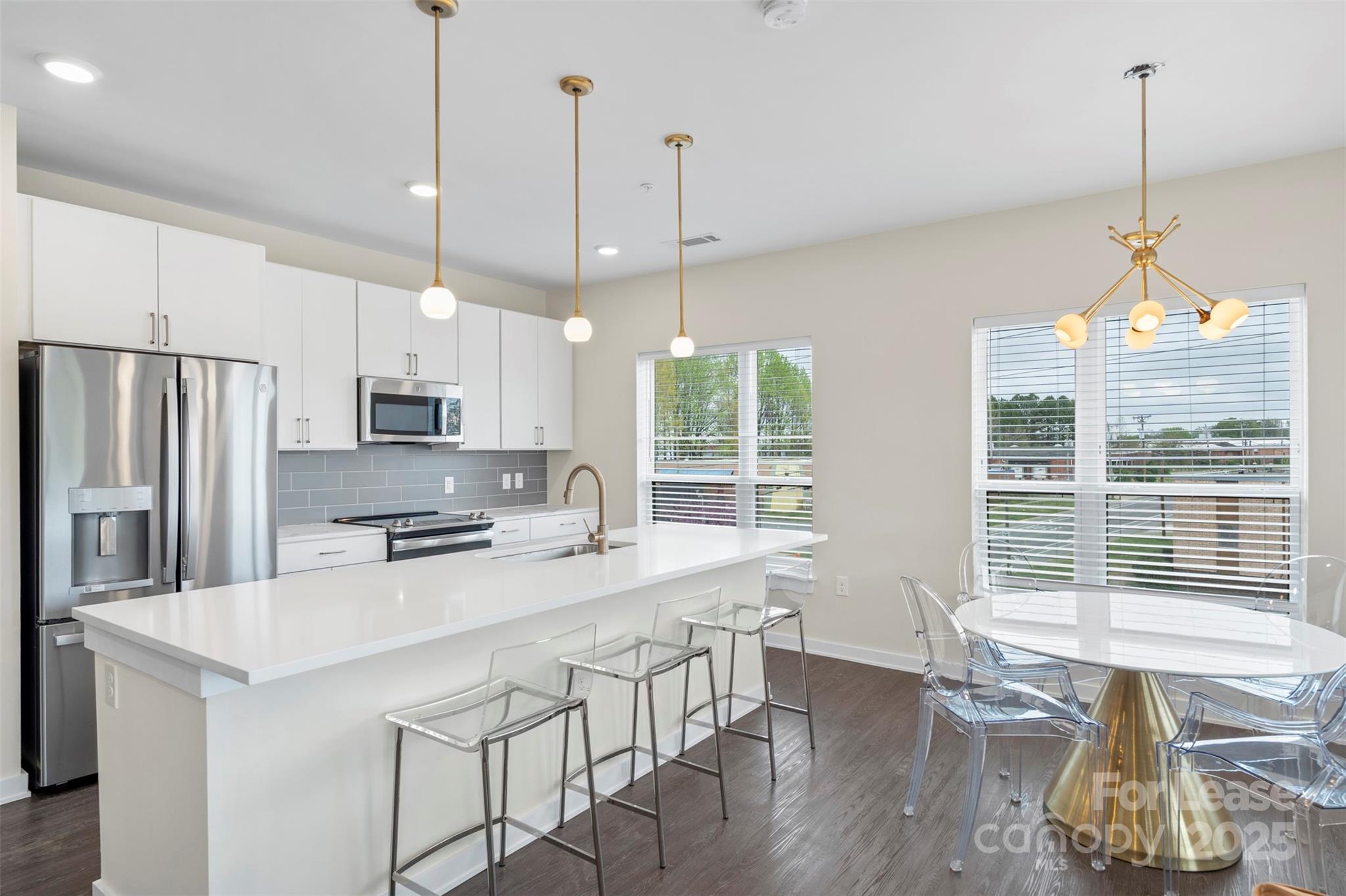 3630 N Davidson Street 3301