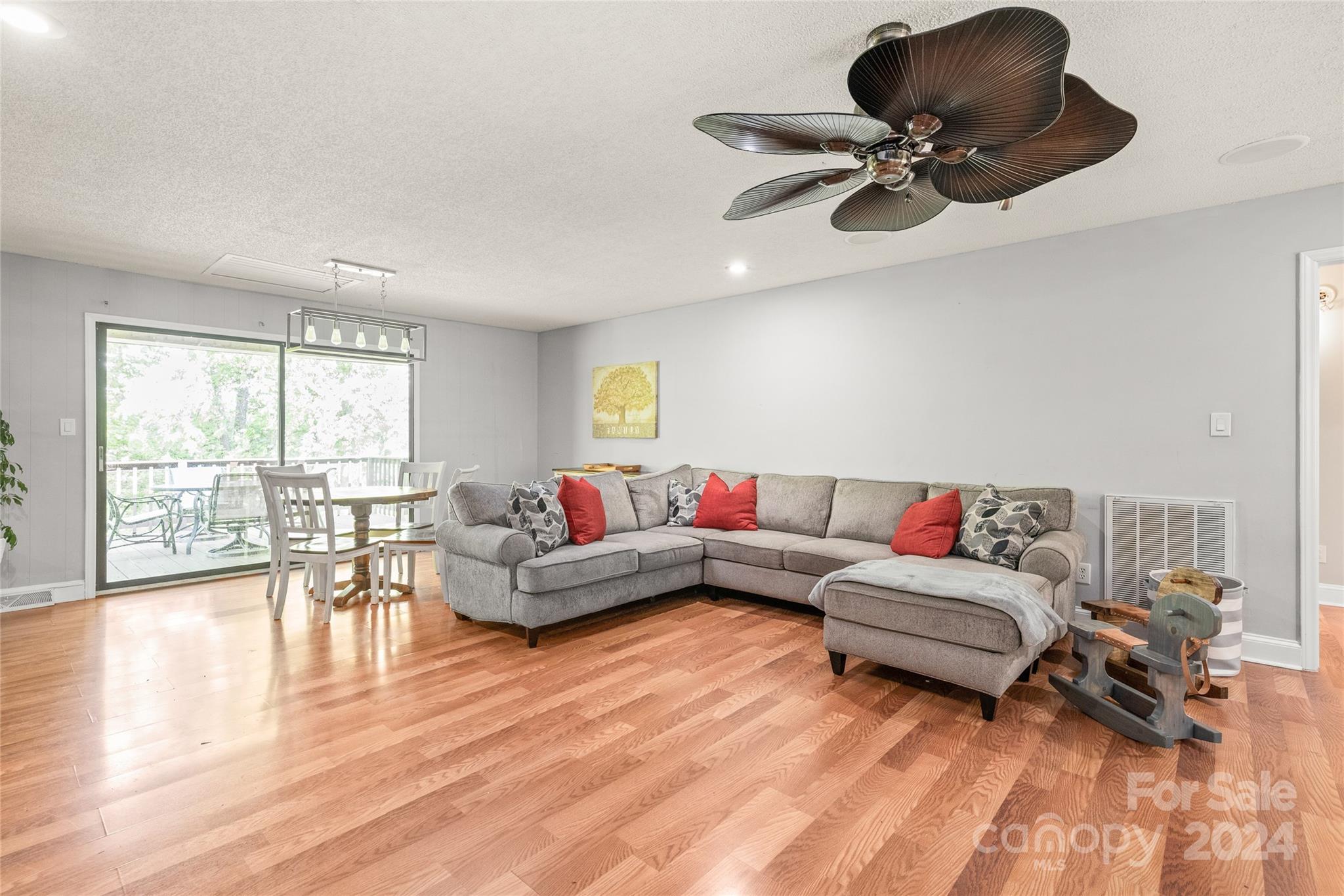 The Pines - Residential