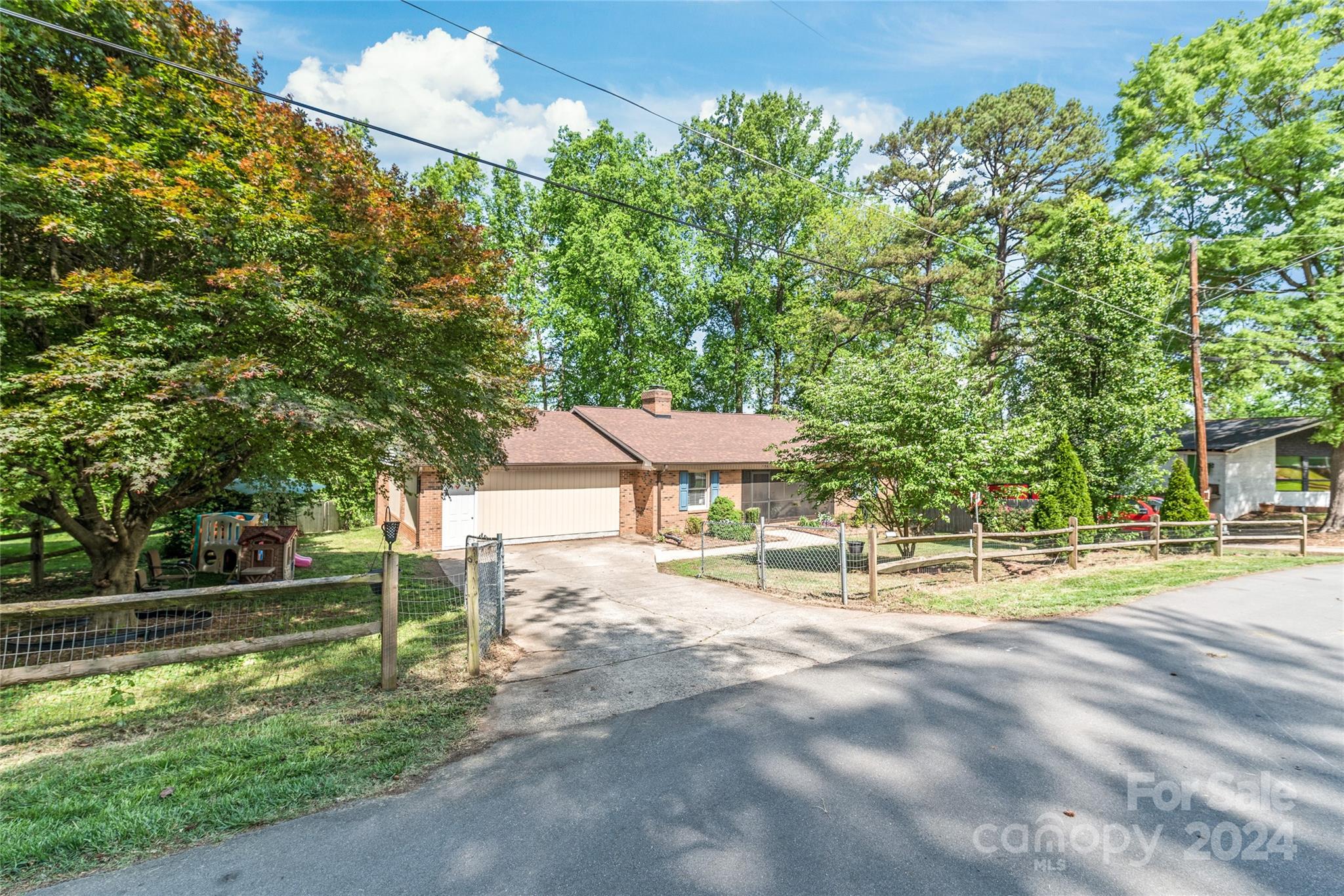 The Pines - Residential