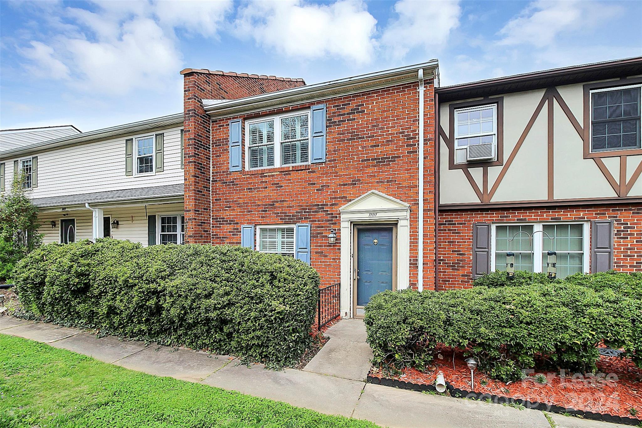 Lexington Commons - Residential Lease