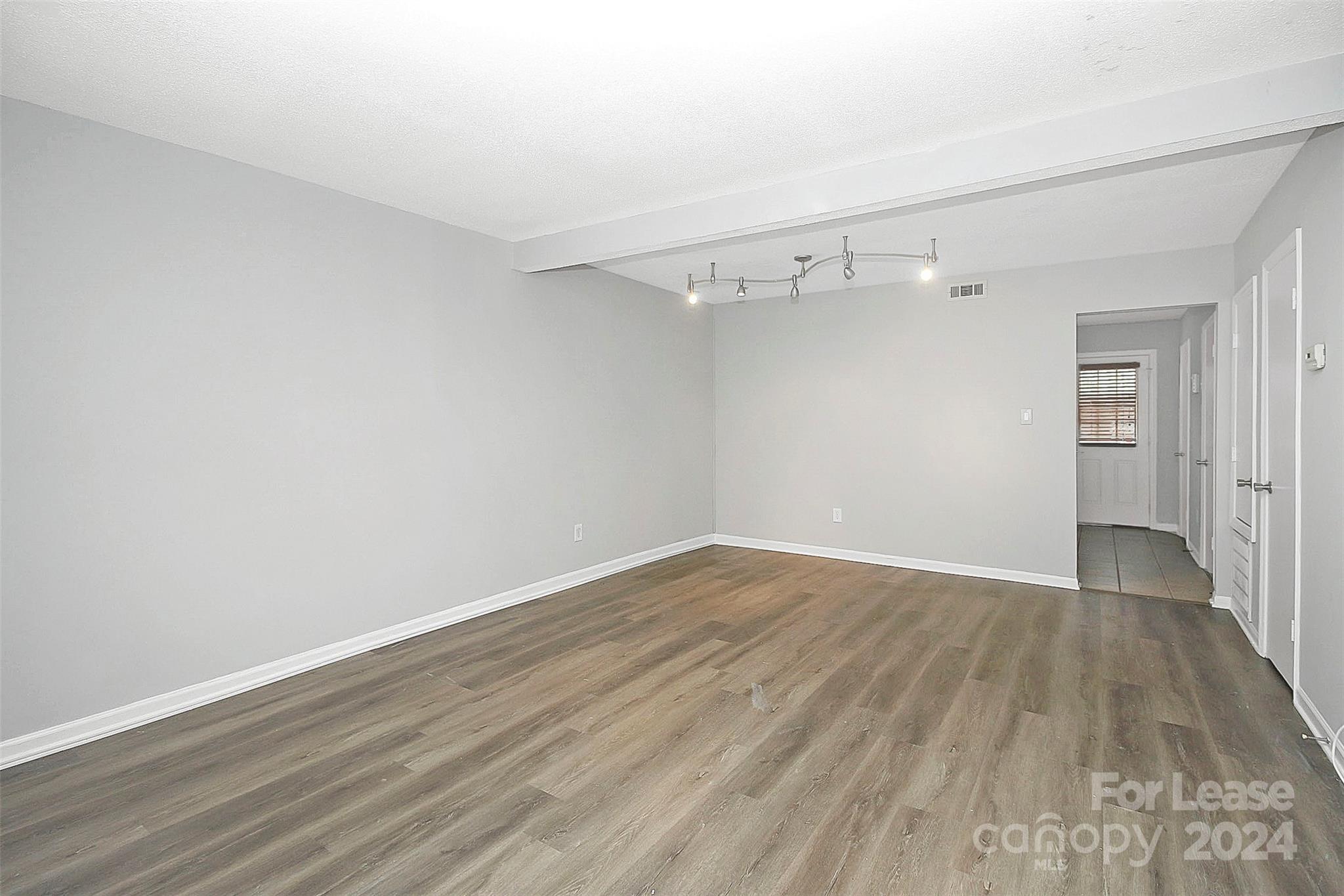 Lexington Commons - Residential Lease