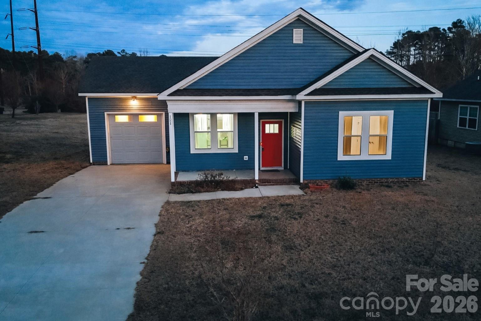 121 Meadow Ridge Lane