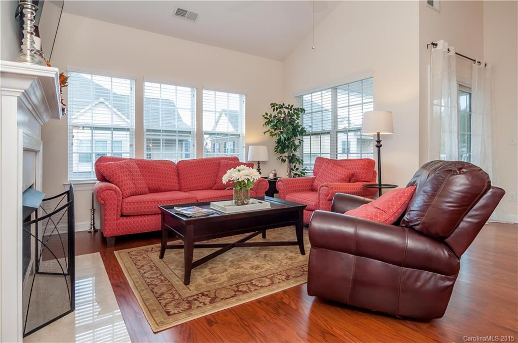 Riviera - Residential