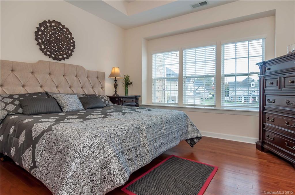 Riviera - Residential