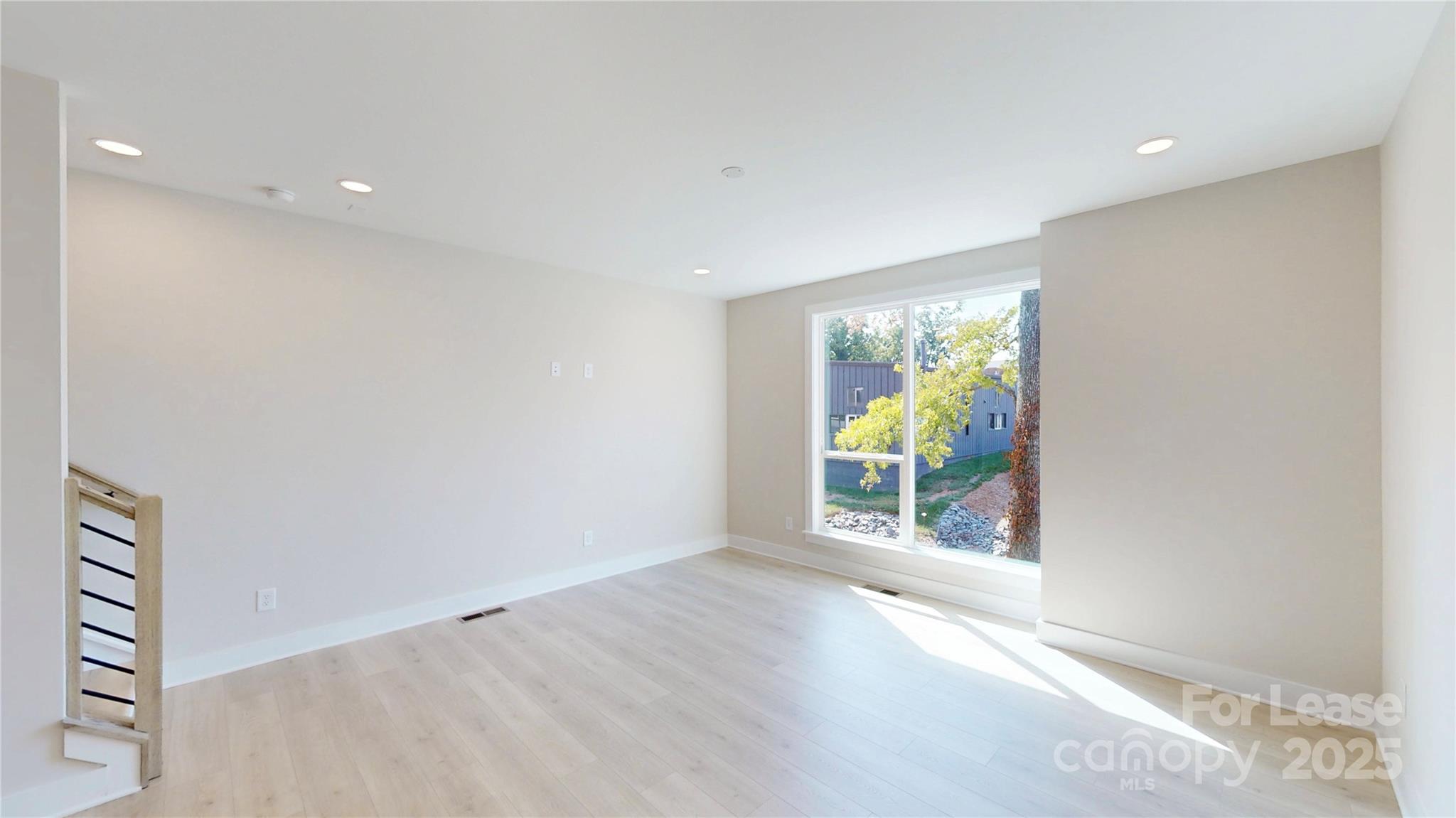 Verbena Townhomes - Residential Lease