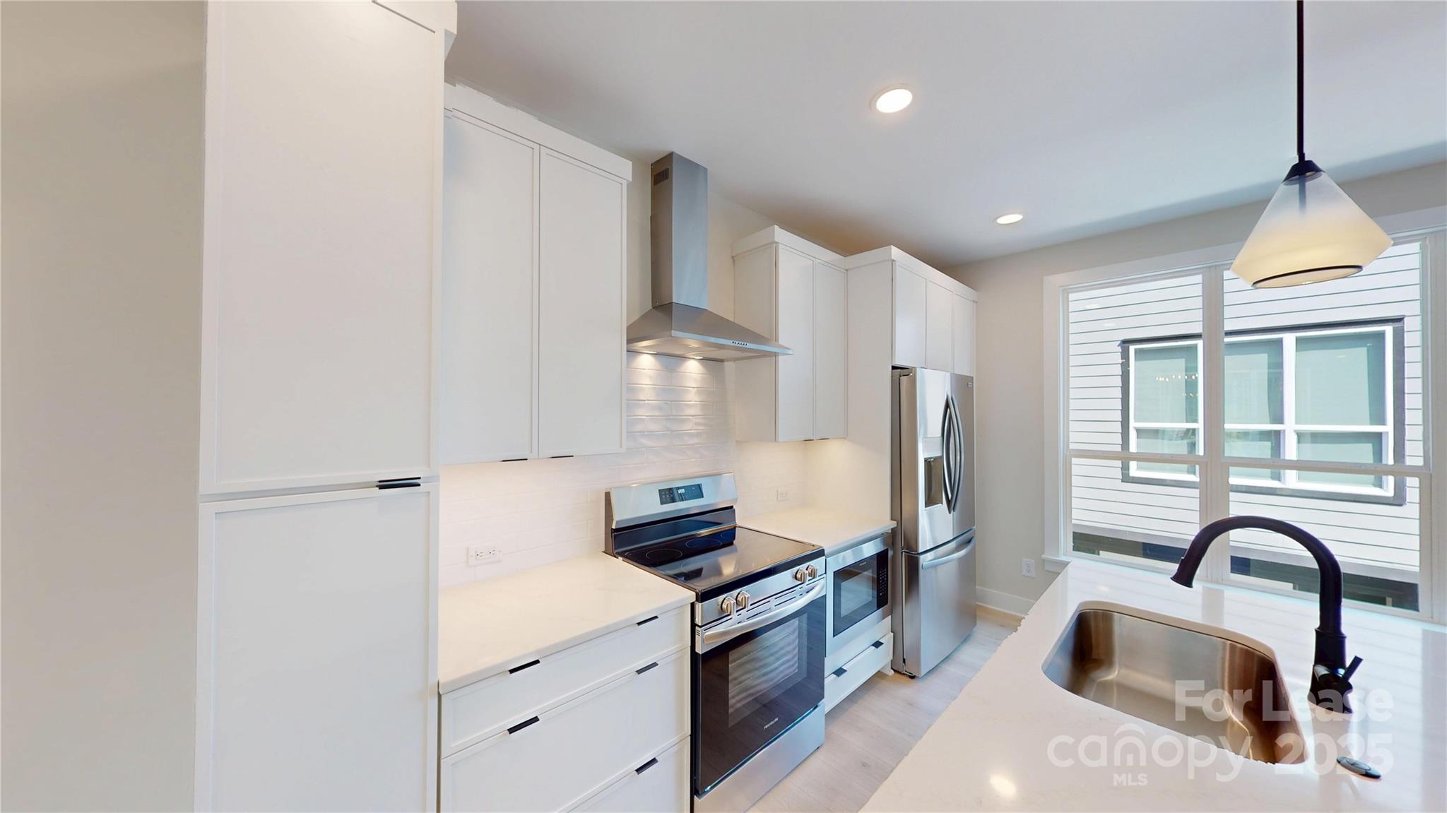 Verbena Townhomes - Residential Lease