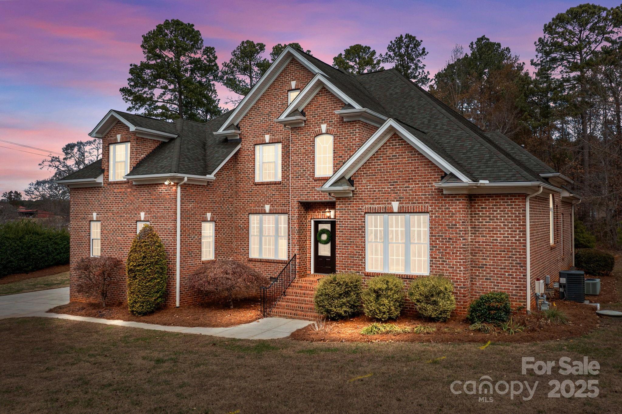 7909 Bay Pointe Drive