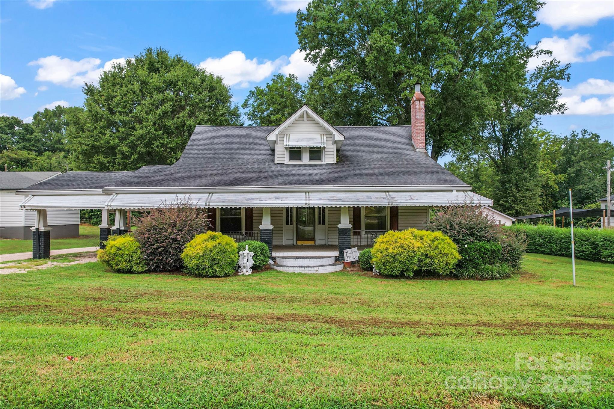 2407 N Main Street