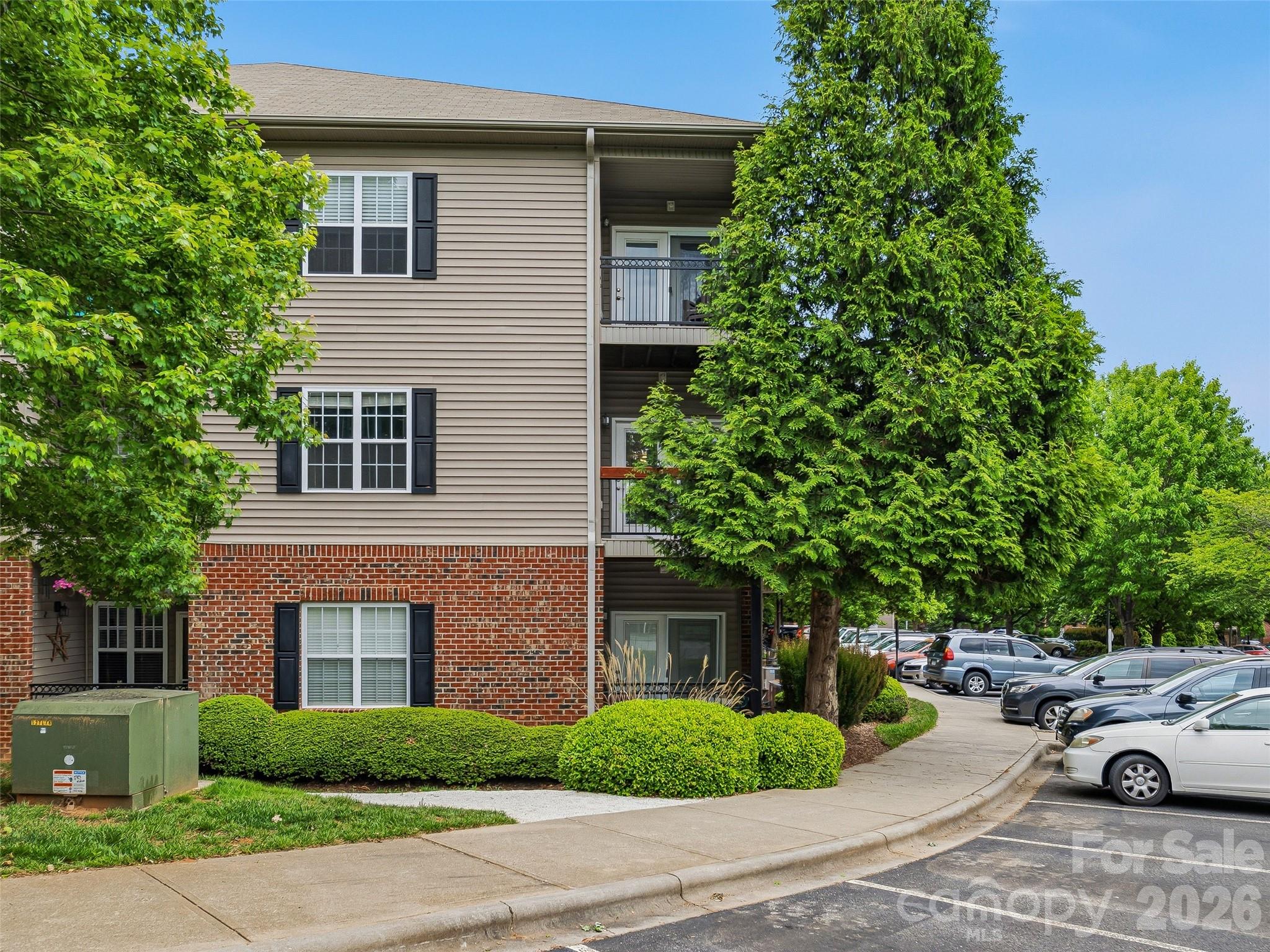 221 Appeldoorn Circle
