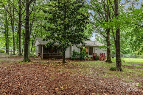 6804 Lineberger Road Denver NC 28037