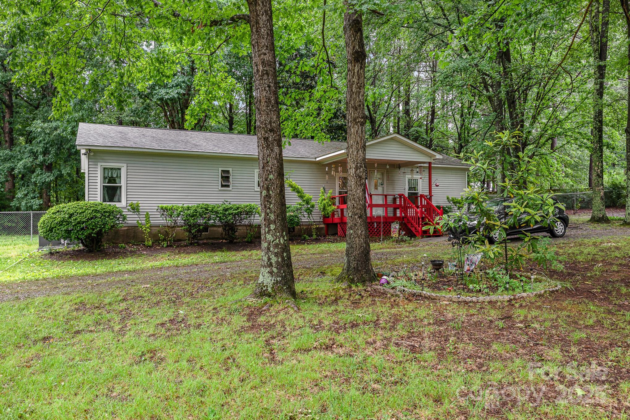 6804 Lineberger Road