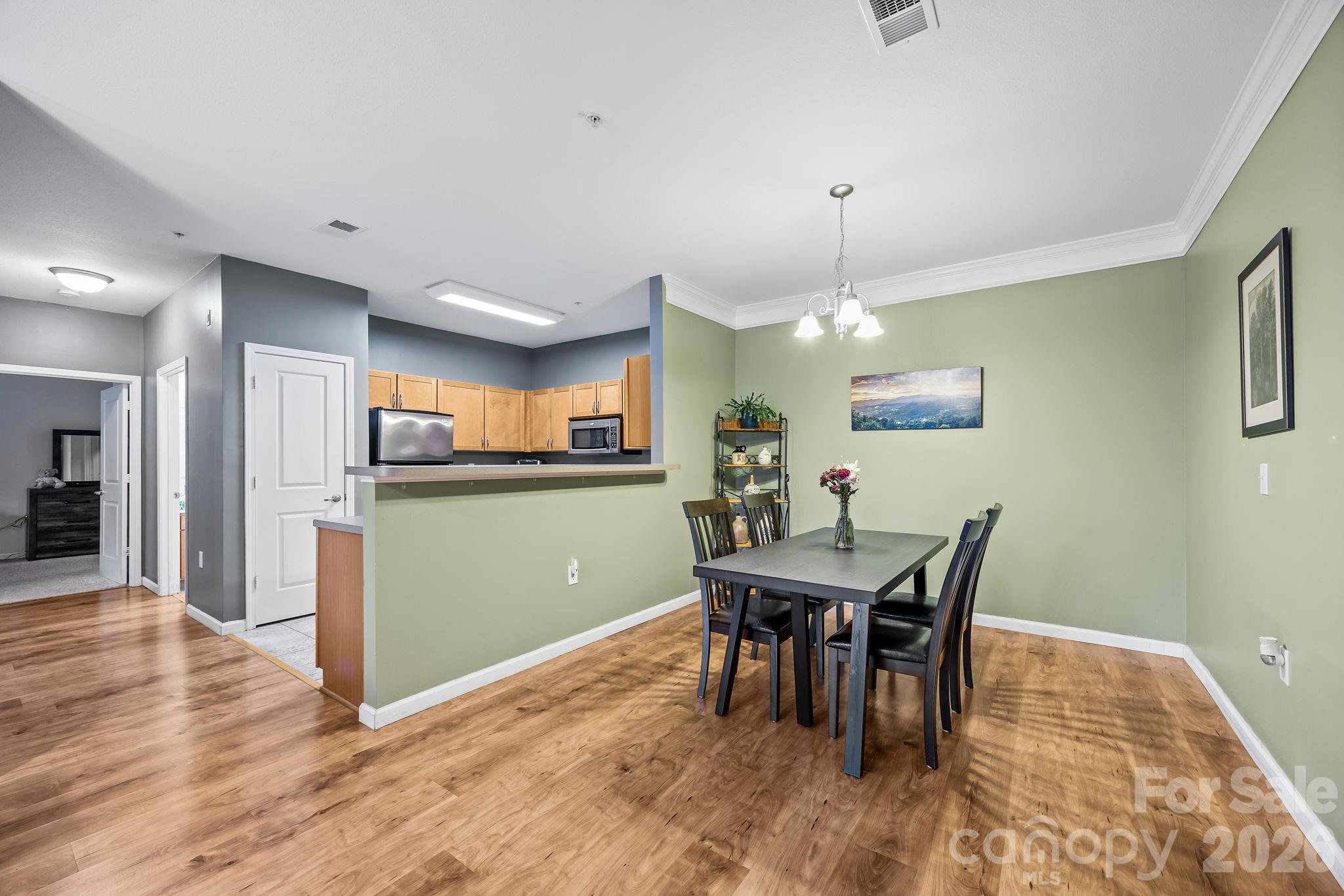 713 Appeldoorn Circle