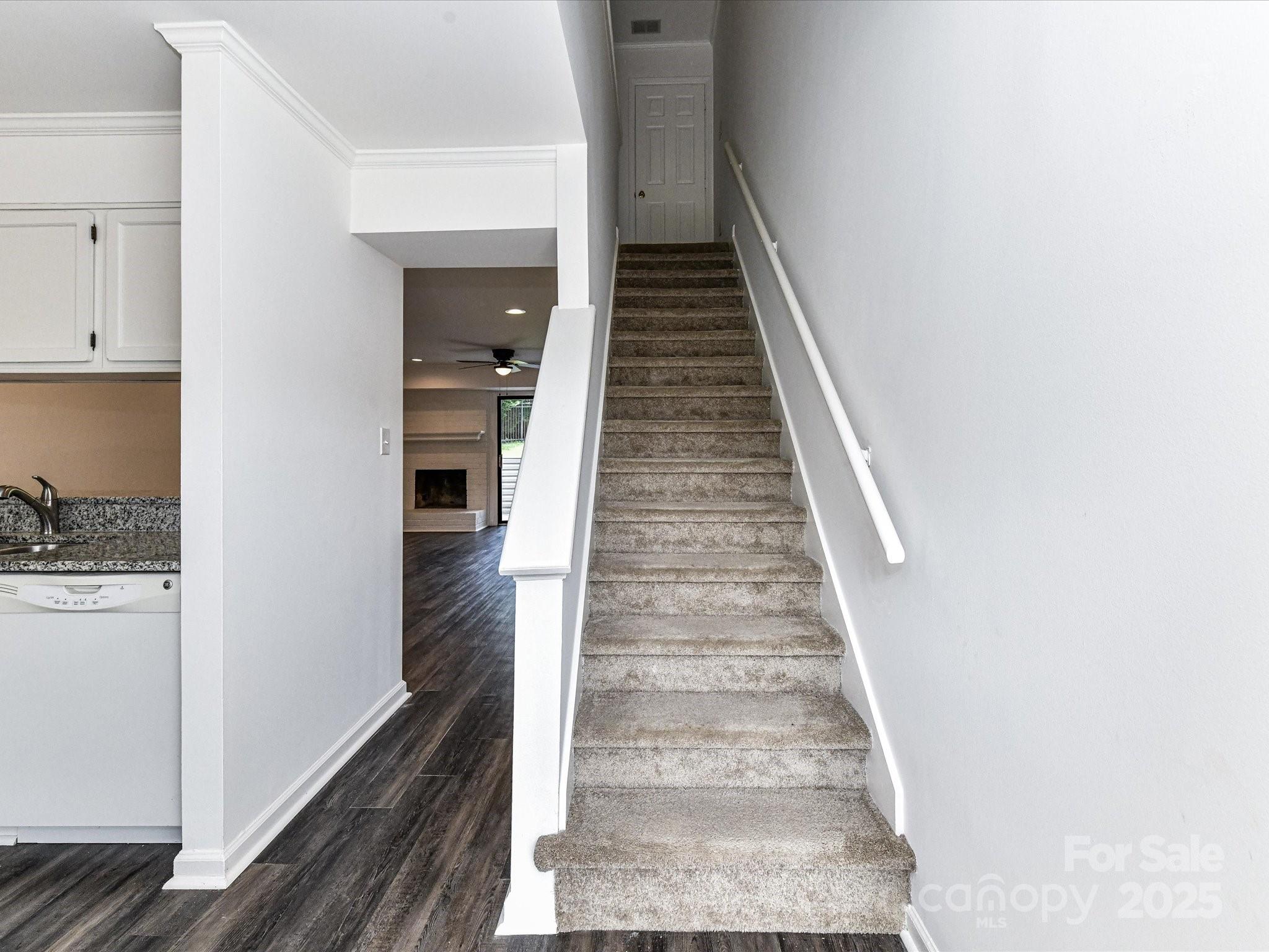 11020 Carmel Crossing Road